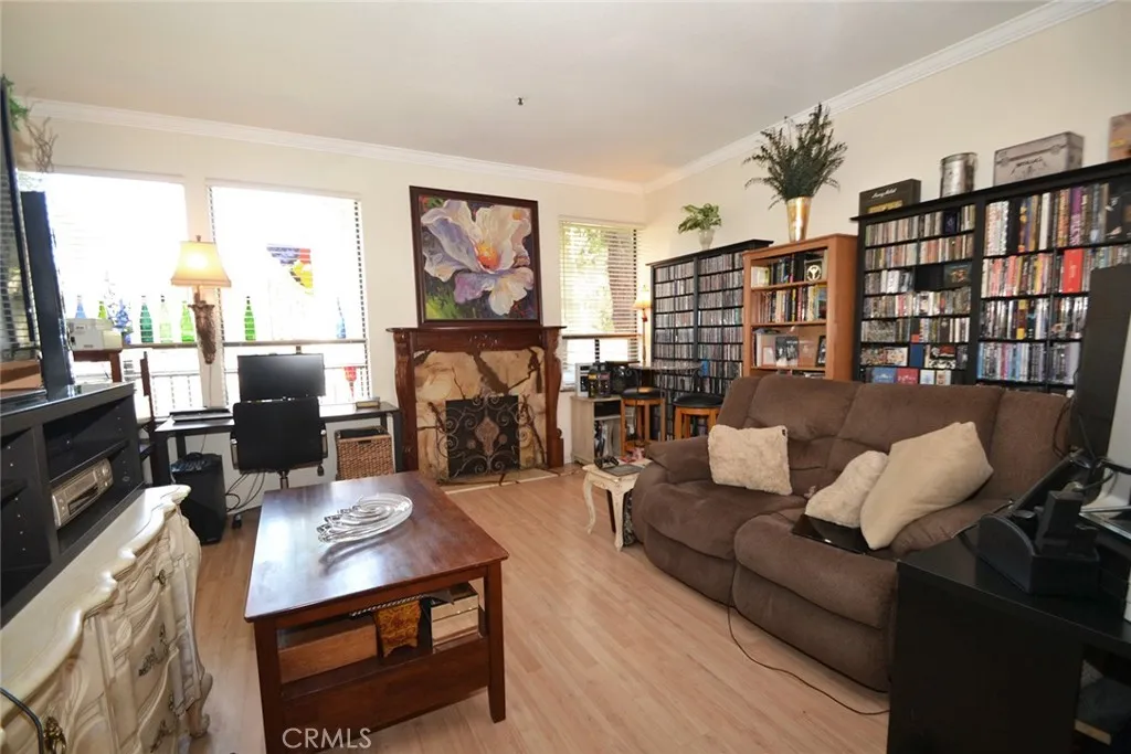 2571 Plaza Del Amo 107, Torrance, California 90503 home-pic-8